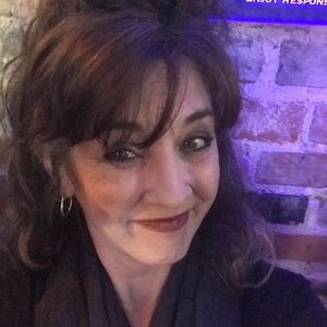 Meet your Posher, Dena